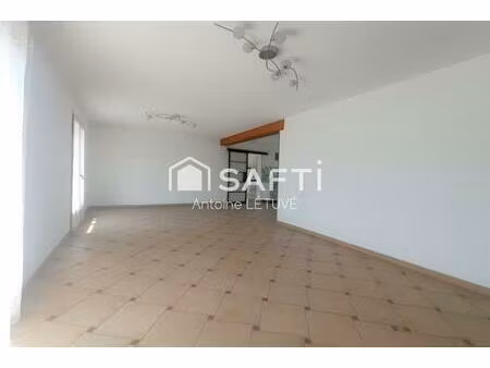 pavillon 4 chambres  2 bureaux  sous sol complet