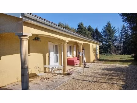 proche charlieu - maison plain pied - 98 m² -