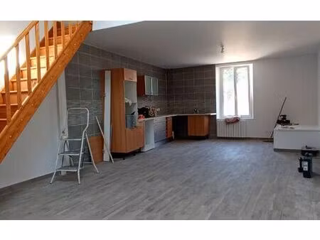 location appartement  m² t-4 à villiers-saint-denis  1 015 €