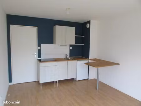 studio 2 pièces 23 m²