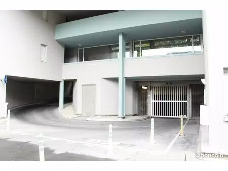 stationnements extérieurs et sous sol - avenue de l'alouette tours sud