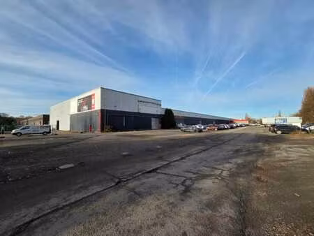 entrepôt de 2.950m²