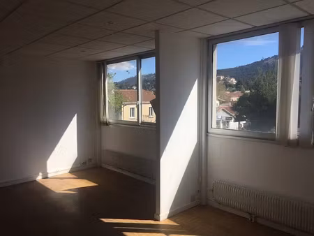 location locaux professionnels 36 m² à la penne-sur-huveaune (13821)  475 €