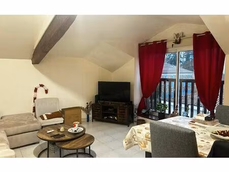 location appartement  m² t-2 à pomarez  480 €