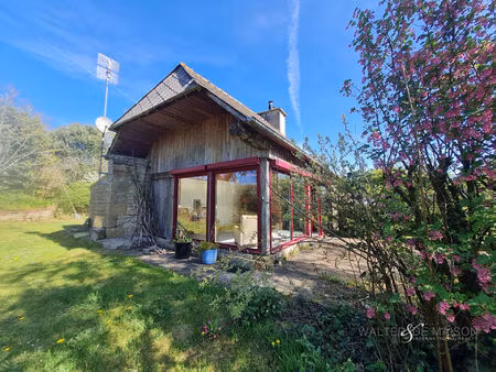 longère familiale dans le bourg de séglien