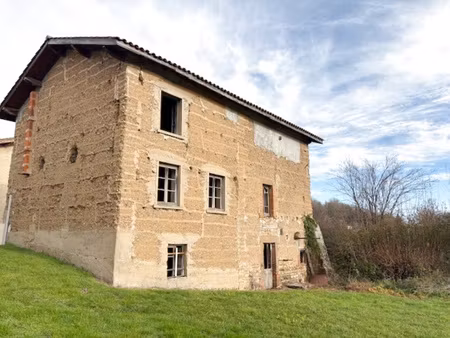 ancien moulin à eau remarquable – charantonnay