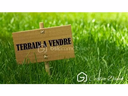 terrain de 455 m² à les sieges