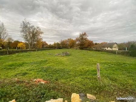 terrain 3 426 m² devay