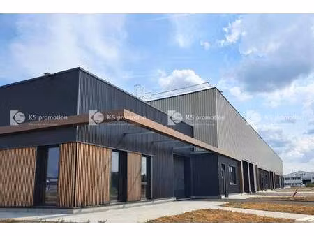 local d'activités à vendre