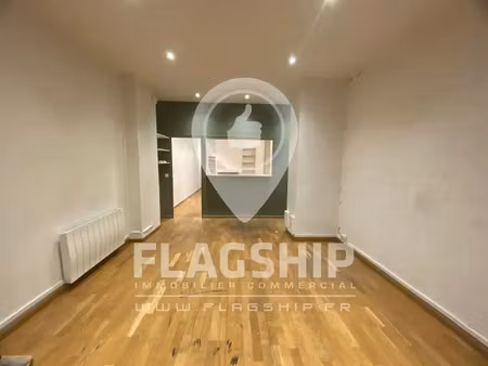 location boutique 57 m² paris 14eme - idéal bureaux  médical  esthétique ou service à la p