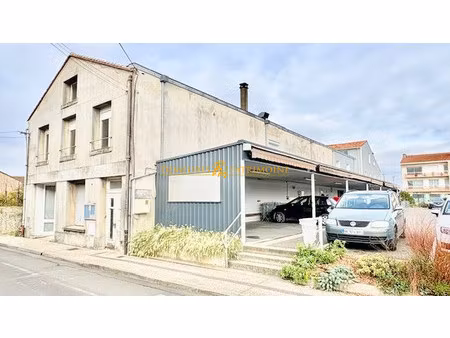 immeuble de 393 m²
