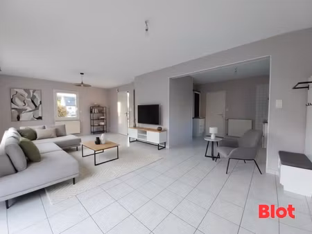 a vendre en exclusivite chez blot immobilier bain de bretagne - maison 3 chambres - jardin
