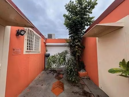 location fonds de commerce 4 pièces à fort-de-france