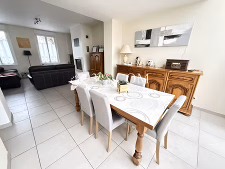 maison semi individuelle possibilité semi plain pied 130 m² 4ch + bureau jardin et garage