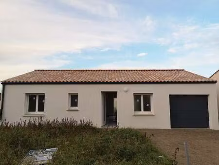 vente maison à la copechagnière (85260) : à vendre / 80m² la copechagnière