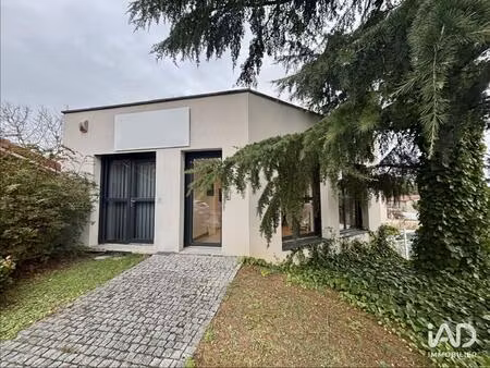 location bureaux 52 m²