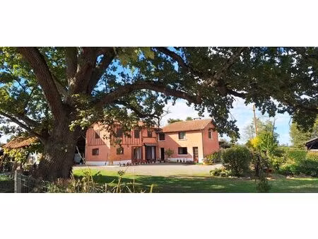 jolie maison avec un potentiel gîte