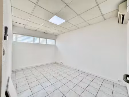 bureaux 0 pièces 12 m² à louer fort-de-france 97200 ? | era immobilier