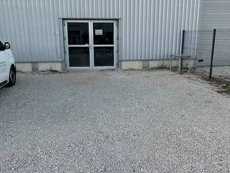 location local d'activités entraigues sur la sorgue 190 m²