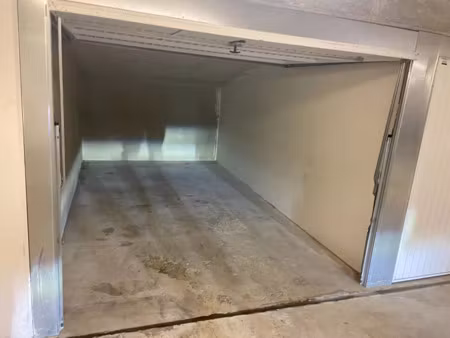 parking / box 0 pièces 14 m² à louer plaisir 78370 ? | era immobilier
