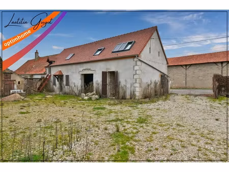 vente maison 7 pièces 168 m² à chemilly (03210)  149 800 €