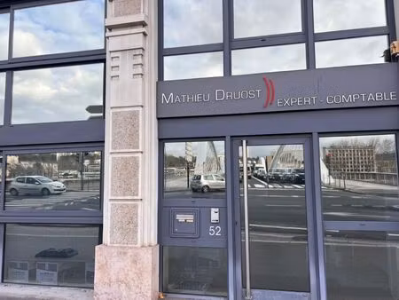 location local professionnel 120m² lyon 4ème