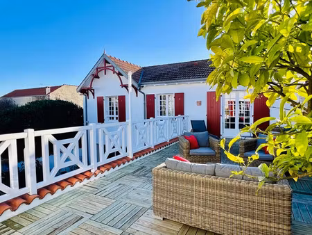 maison 6 pièces 196 m² à vendre / acheter la rochelle 17000 ? | era immobilier