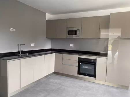 location appartement 5 pièces 150m²