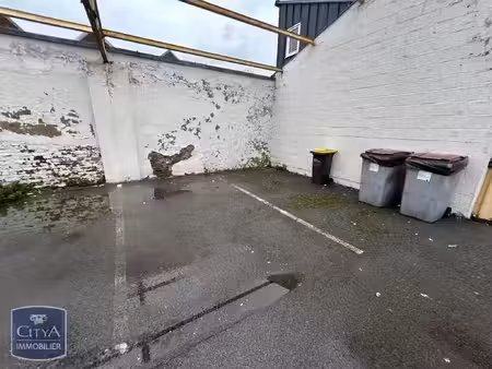 parking à louer - saint-quentin (02) - 40€