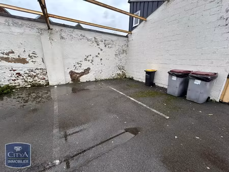 parking à louer - saint-quentin (02) - 40€
