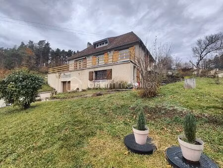 maison de 85 m² à sugeres