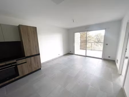 location appartement 2 pièces 41m² eze 06360