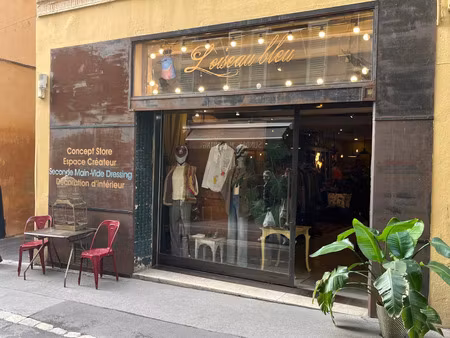 location commerce 120 m² à aix-en-provence (13100)