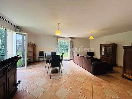 vente maison 4 pièces 93 m² à grayan-et-l'hôpital (33590)  272 740 €