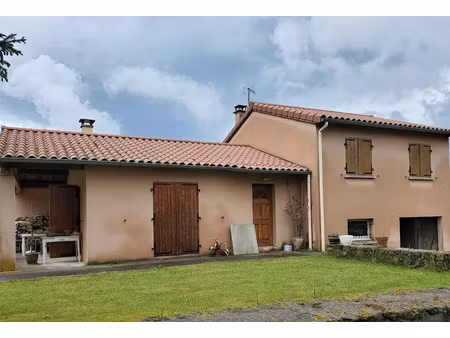 vente maison 4 pièces 87 m² à cayres (43510)  262 000 €