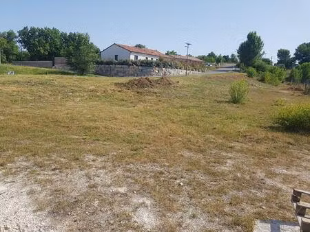 terrain constructible  1759 m2