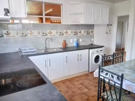 colocation 3 chambres (130 m²) à fort de france  martinique