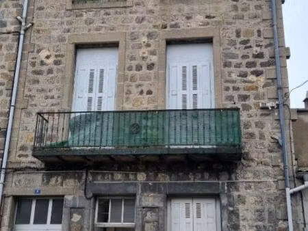 immeuble saint just malmont 8 pièce(s) 133 m2