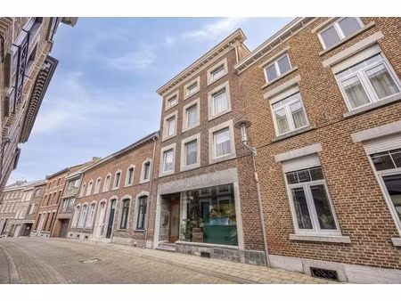 commercieel te koop in borgloon met 5 slaapkamers