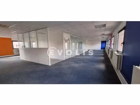 a louer - bureaux divisibles à partir de 30 m² - torcy (77)