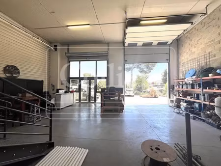 la ciotat - local d'activité à louer - 250 m²