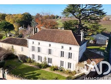 vente maison piscine à bourg-charente (16200) : à vendre piscine / 335m² bourg-charente