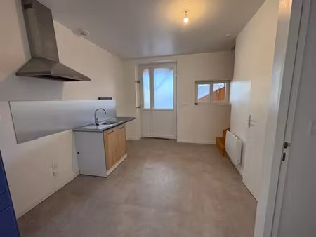 location appartement decazeville 12300 - - surface privée
