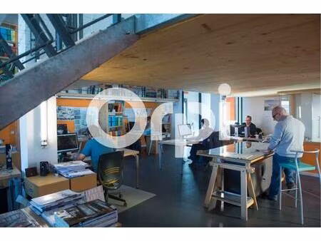 location bureau 241 m² à bègles (33130)