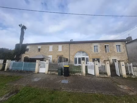 vente maison 17 pièces 609 m² à casseuil (33190)  425 000 €