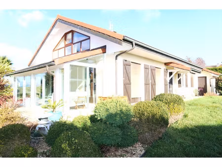 74140 messery. prox commerces.tb villa f6 de 180 m²hab avec piscine sur 2000m²de terr plat