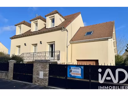 vente maison 8 pièces 175 m² à sainte-genevieve-des-bois (91700)  599 000 €