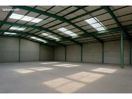entrepôt industriel