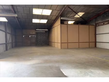 vente locaux professionnels 1600 m² à bernay (27300)  560 000 €