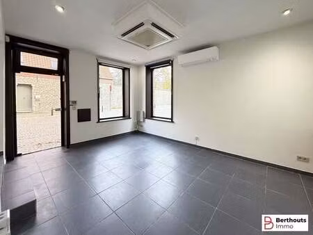 bien professionnel à louer à grimbergen € 845 (li7v9) - immo berthouts | zimmo